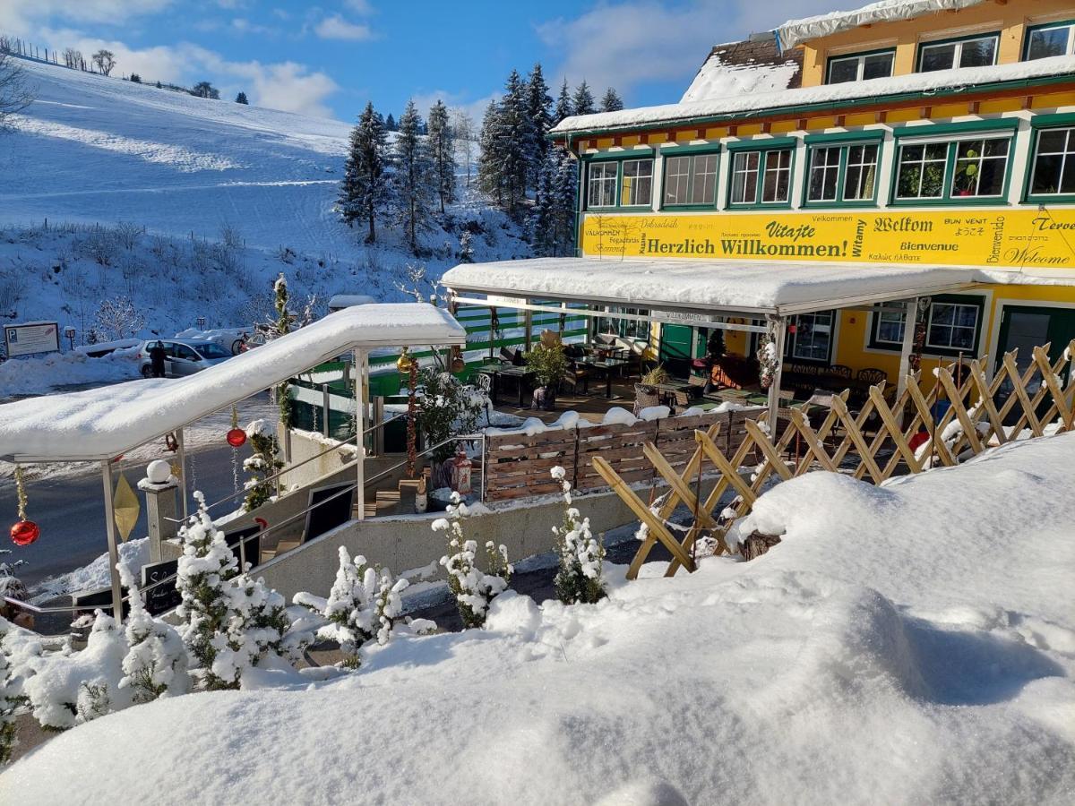 Gasthof Klug Zum Ehrensepp Modriach 外观 照片