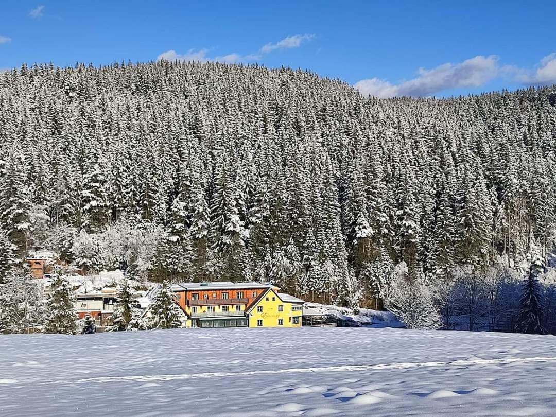 Gasthof Klug Zum Ehrensepp Modriach 外观 照片