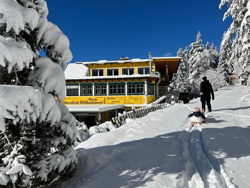 Gasthof Klug Zum Ehrensepp Modriach 外观 照片